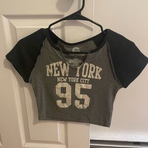 Soft New York cropped T-shirt Size Medium